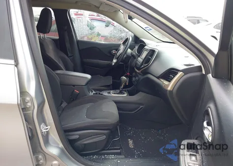 2015 Jeep Cherokee Latitude из США, поврежденный, VIN 1C4PJLCB7FW781552